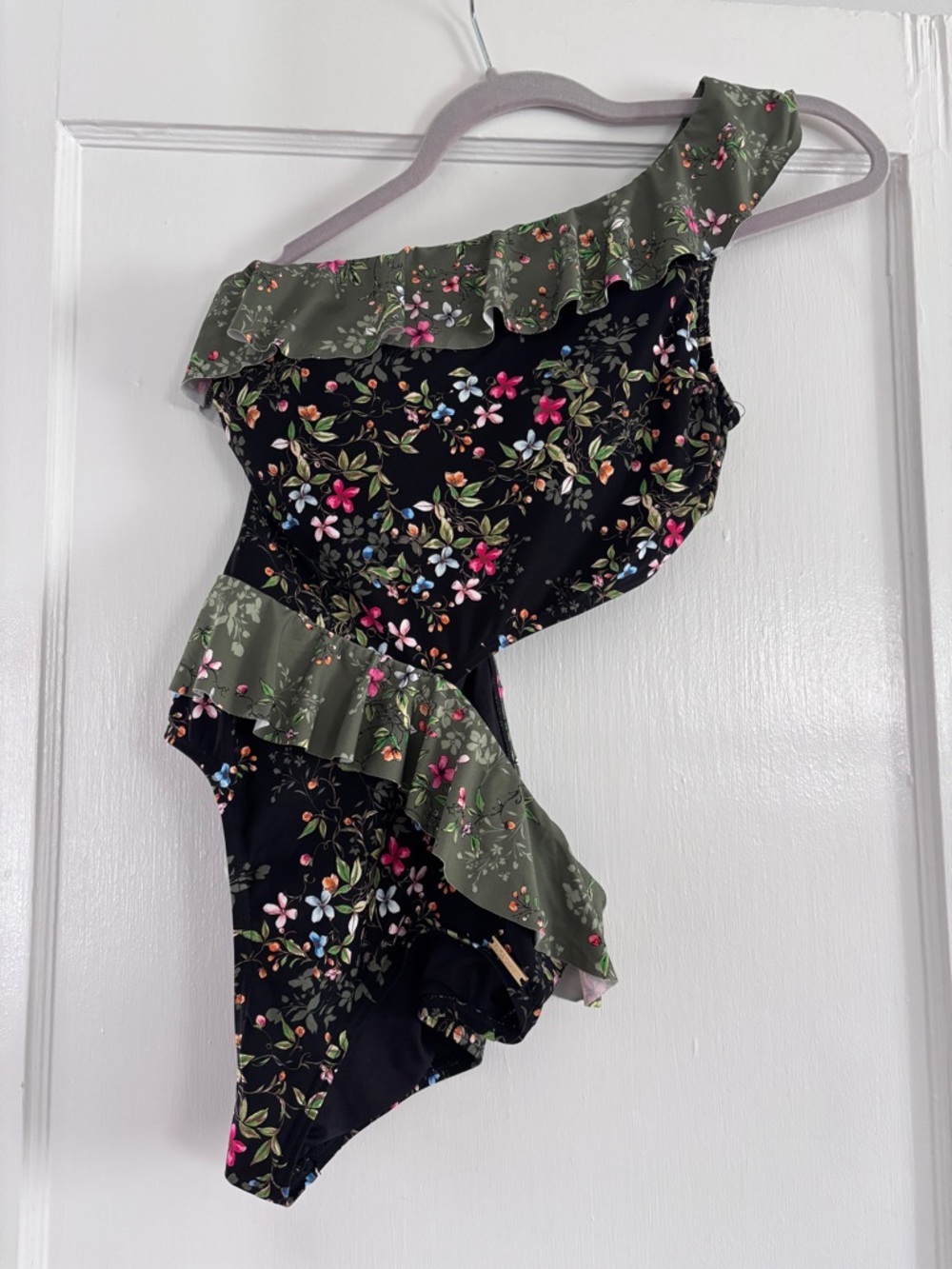 Vince Camuto Black Floral One-Shoulder Ruffle One-Piece Swimsuit with Olive Trim